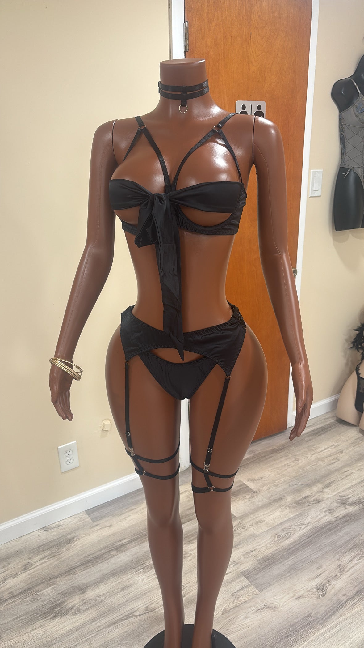 NIGHTSHOW 🖤 5 PIECE SET